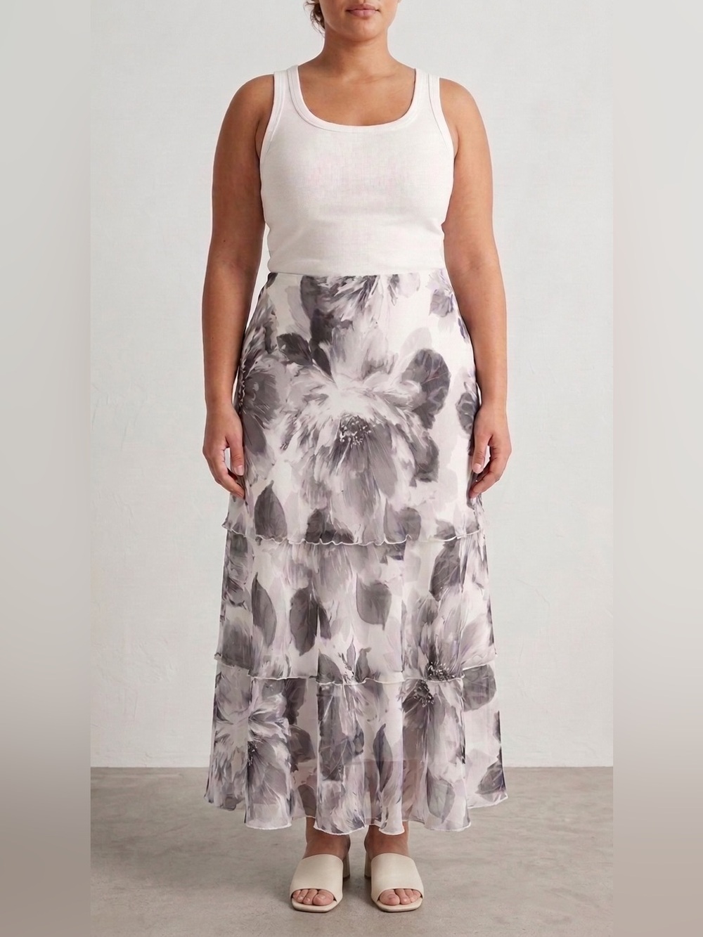 🌷 Alfred Dunner Gray and White Floral Tiered Midi/Maxi Skirt #55